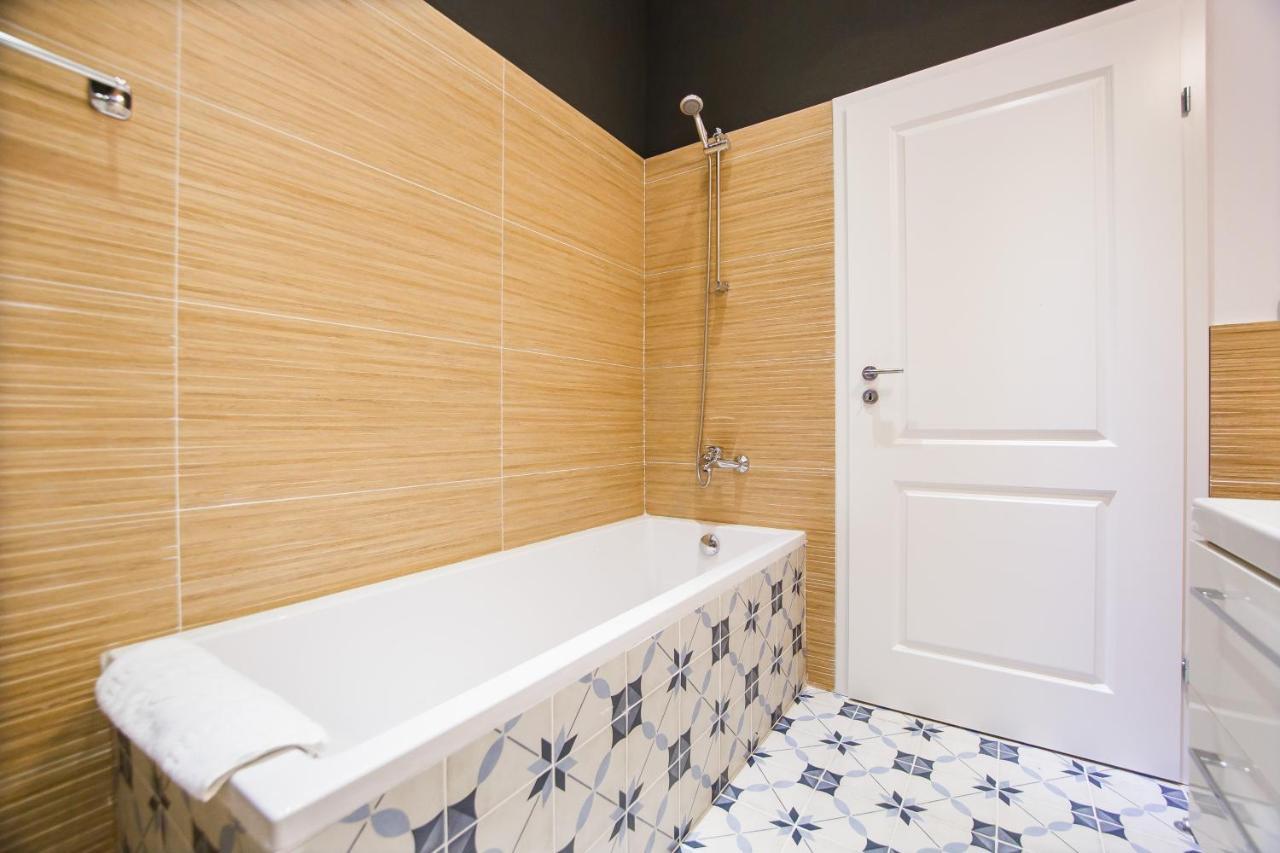 Super Central Spacious Apartment Oradea Zewnętrze zdjęcie