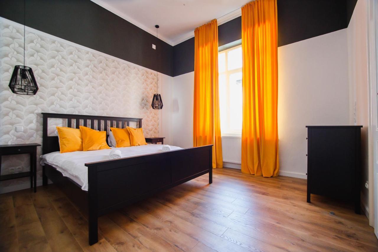 Super Central Spacious Apartment Oradea Zewnętrze zdjęcie